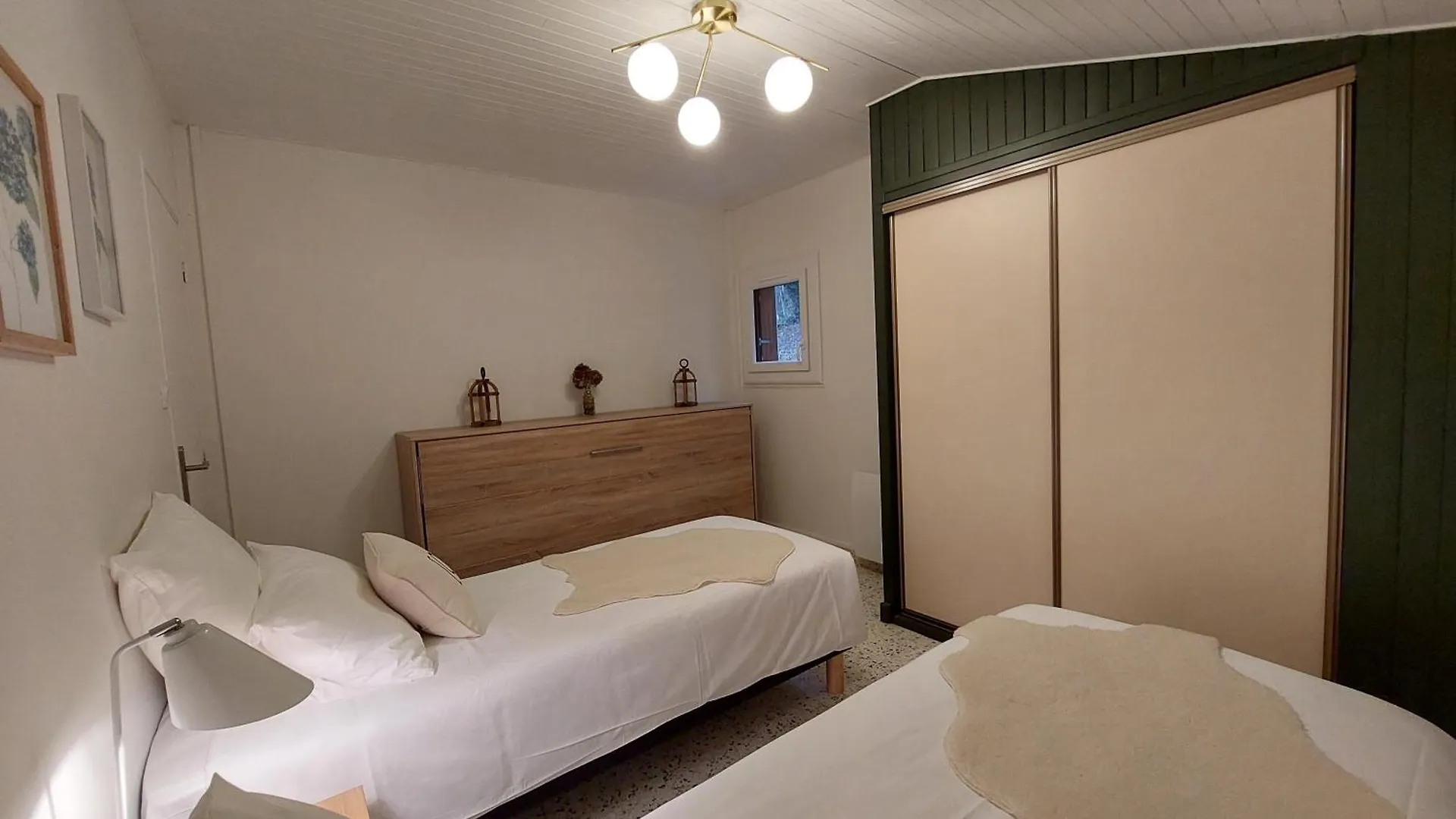 Le Chalet Des O سانت لاري سولون 0*, سانت لاري سولون